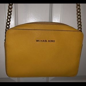 Michael Kors Crossbody
